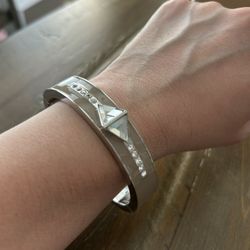 Women’s Bracelet
