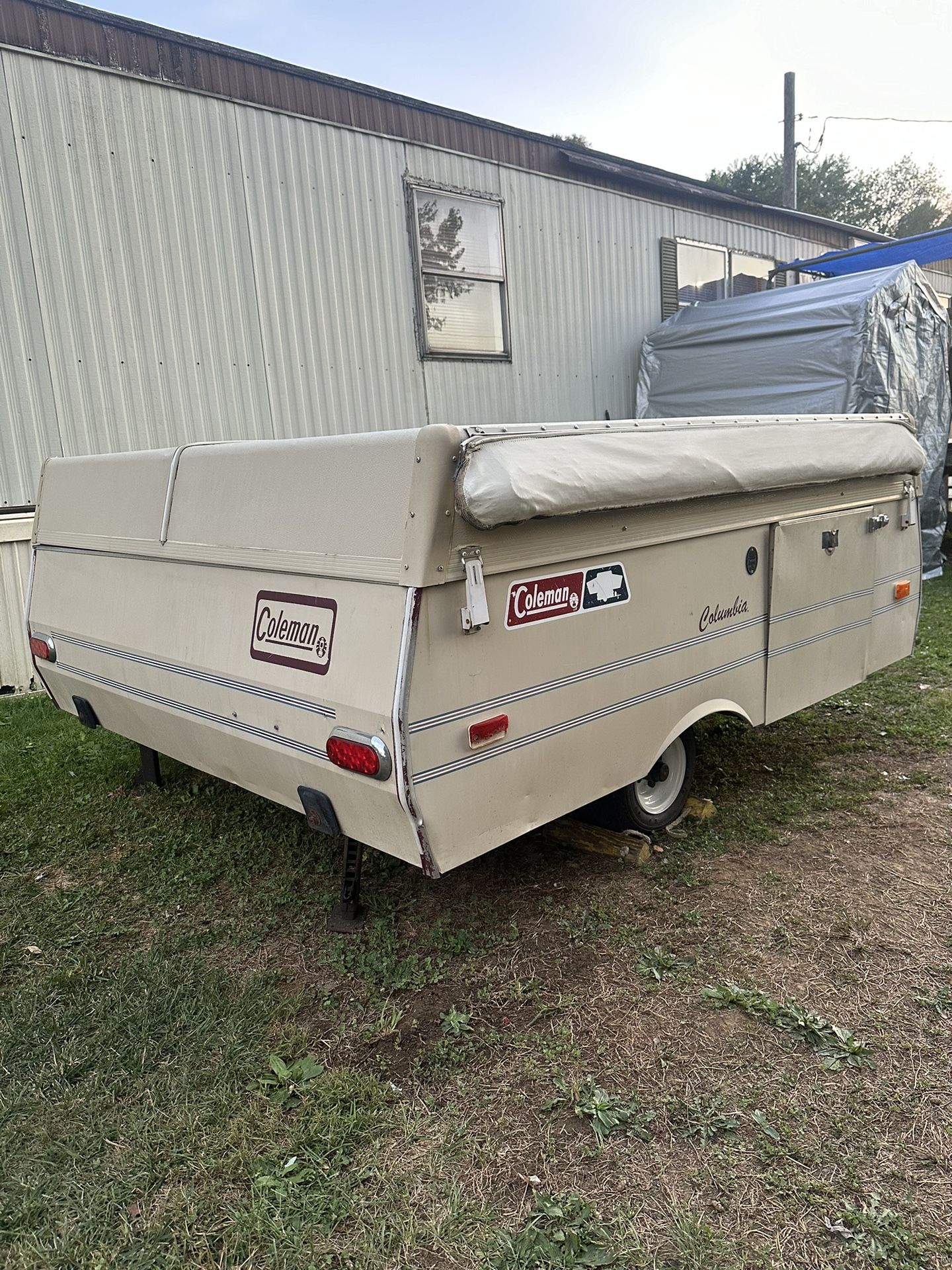 POP UP CAMPER
