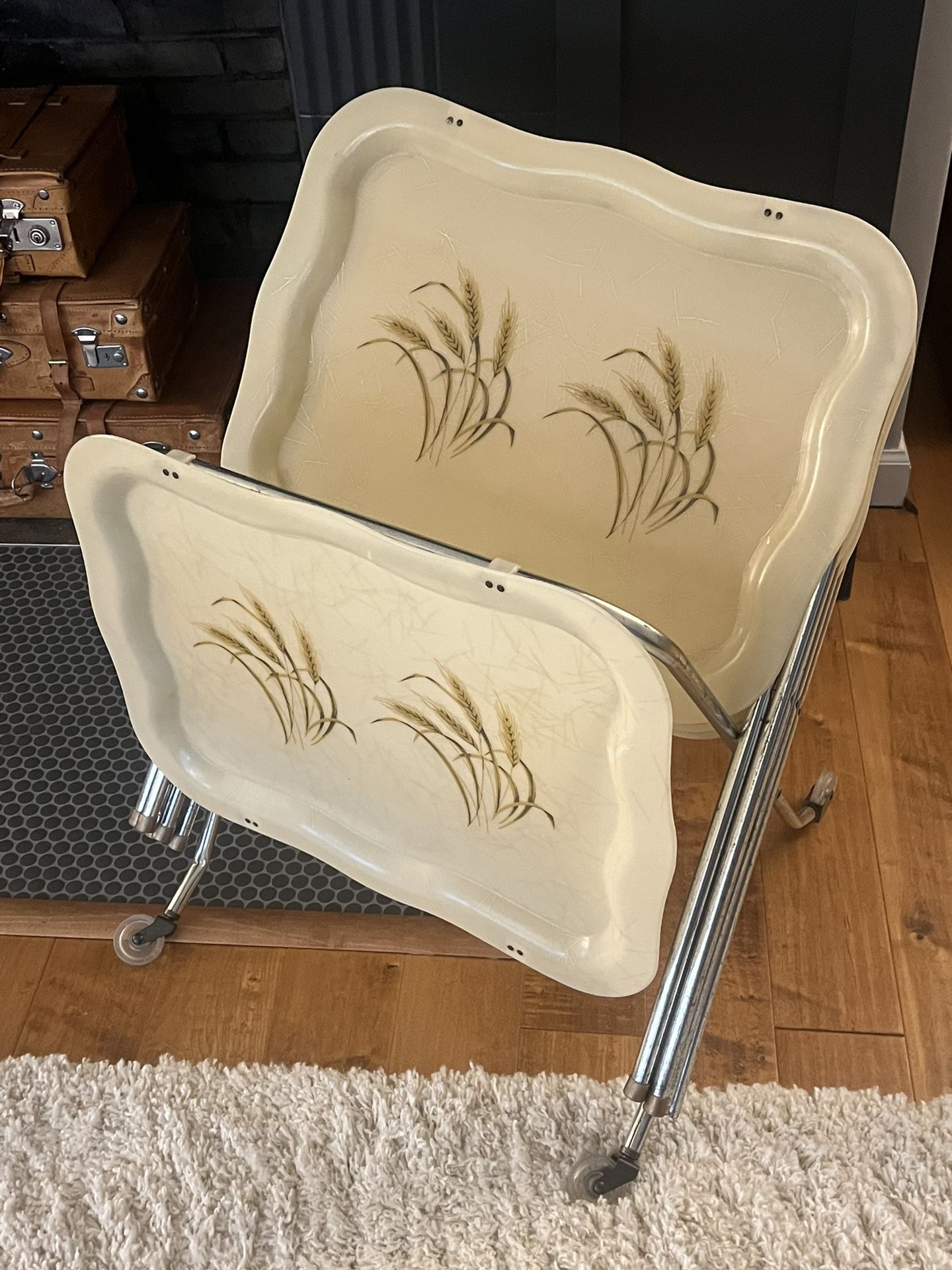 Vintage Spun Fiberglass Cool Mid Century Modern TV Trays