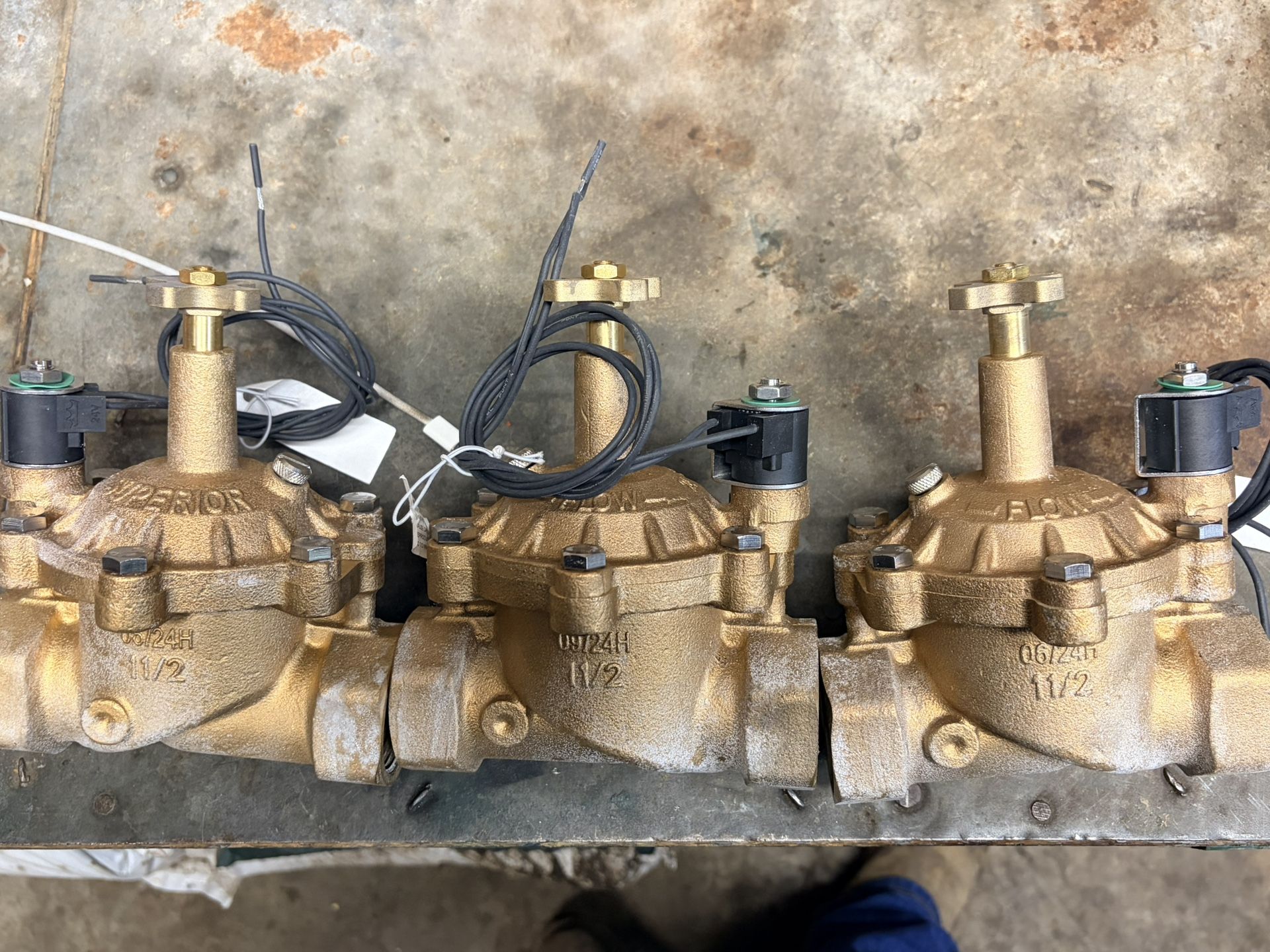 Master Valves Superior 1 1/2