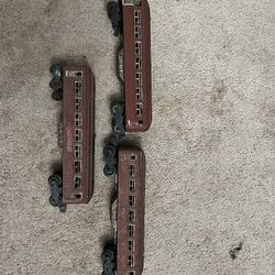 Vintage Lionel Metal Pullman Cars