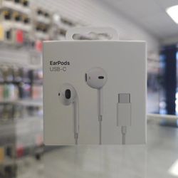 Wired Headphones And Accessories 