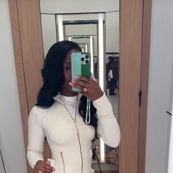 Lululemon Gold Zipper (size 6)