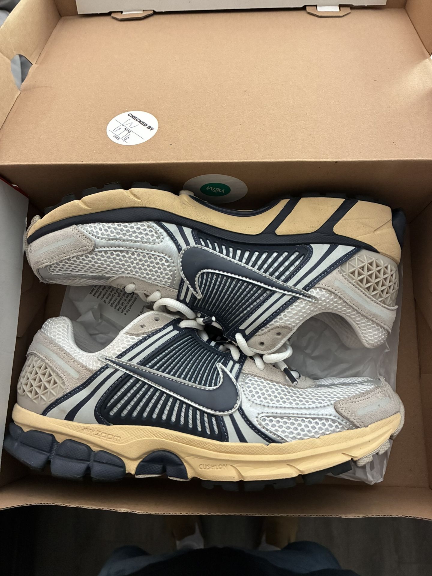 Nike Vomero V