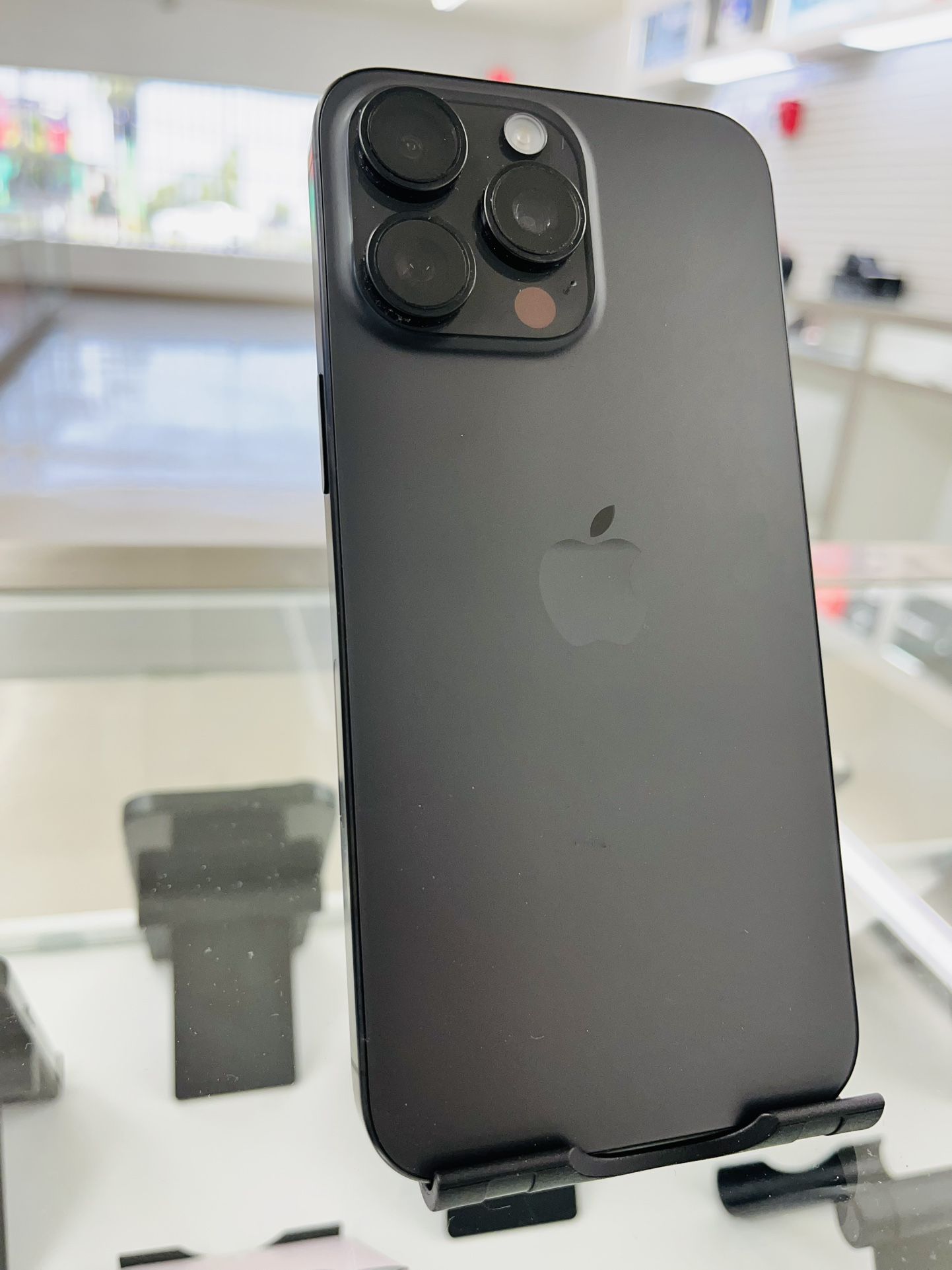 iPhone 15 Pro Max 256gb T-Mobile Metro PCs