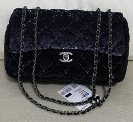 Chanel Authentic Classic Single Flap