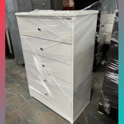 5 Drawer Dresser 