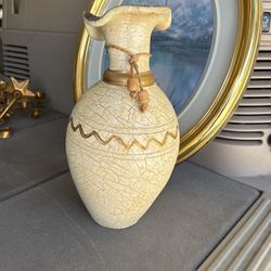 Beautiful Gold  Flower Vase