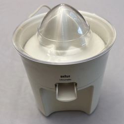 Electric citrus juicer