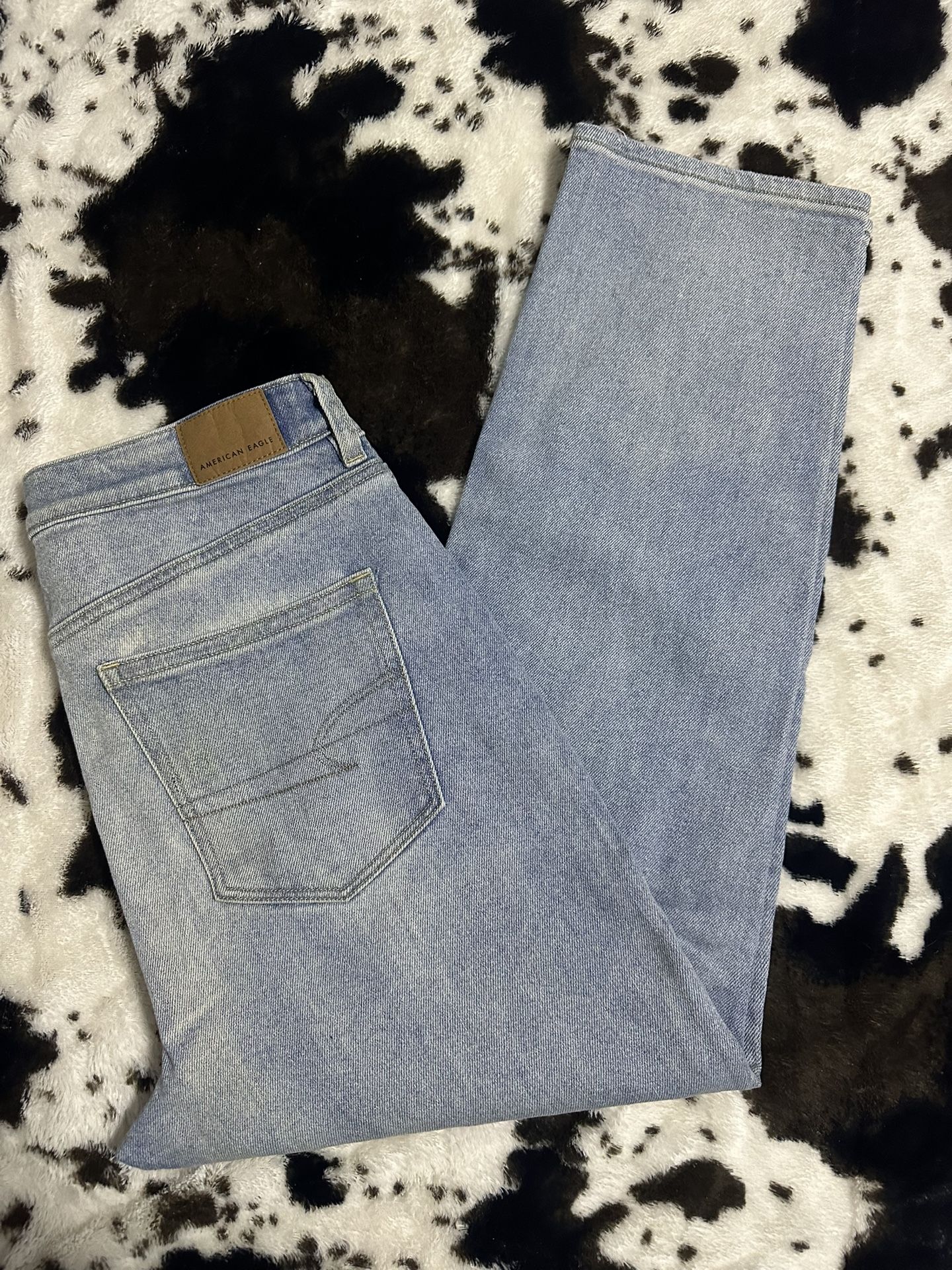 WOMEN AMERICAN EAGLE JEANS