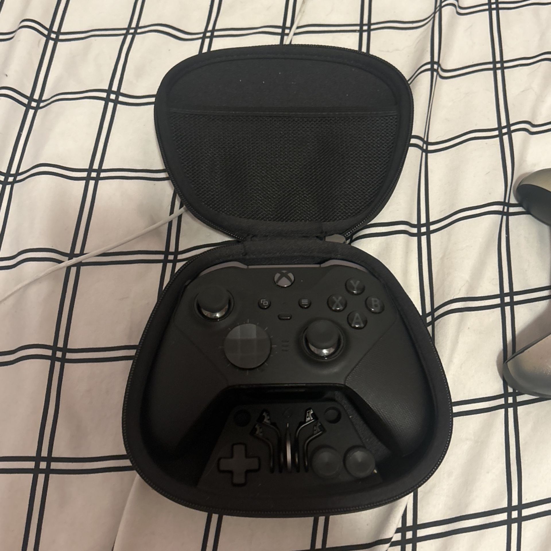 Xbox Elite Series 2 Controller