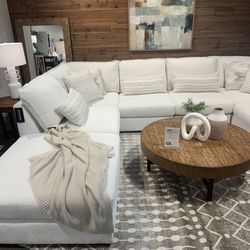 Couch with Chase/ White Couch/ Beige Couch/ Sofa/ LivingRoom Furniture -Same Day Delivery - No Credit Needed - 0 Money Down - Payment Plans