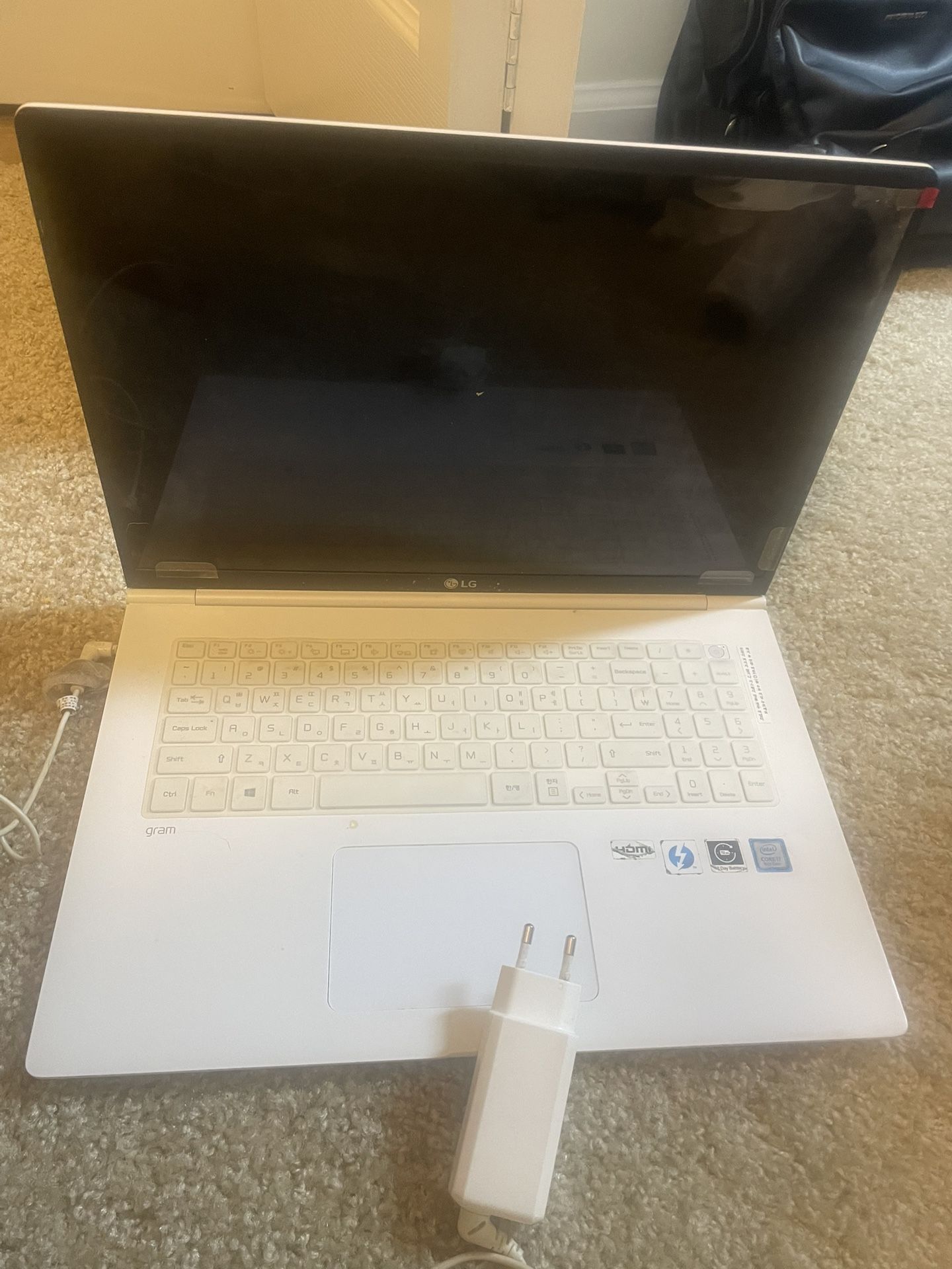 LG gram laptop