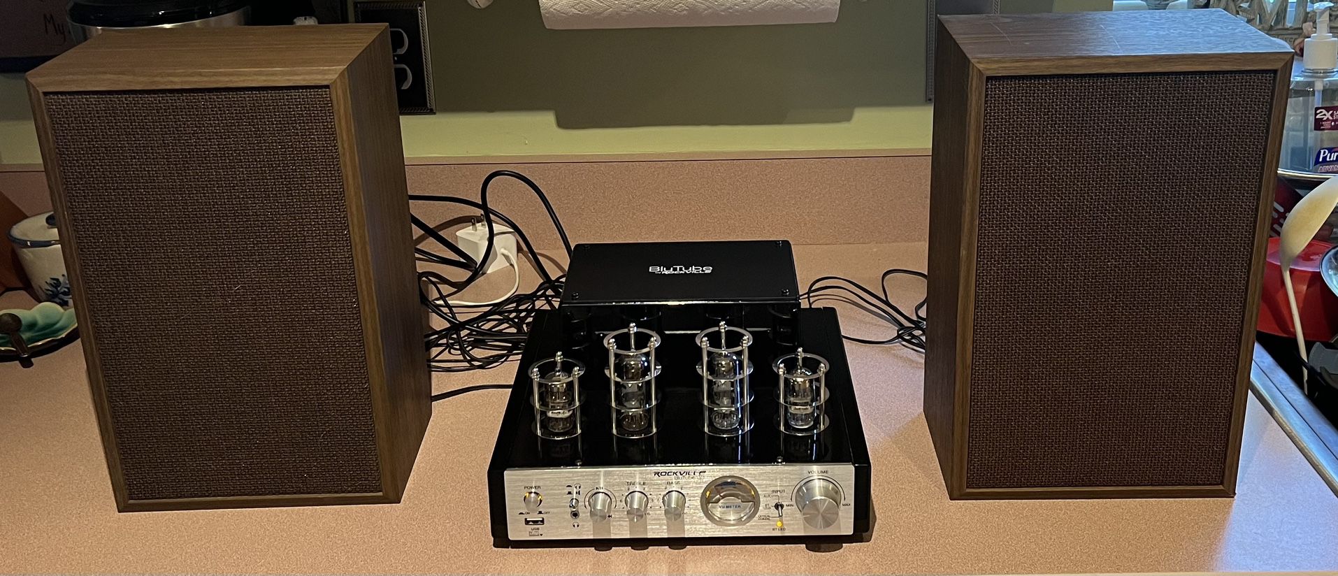 Rockville Audio BluTube SG Amplifier/Receiver with Bluetooth 