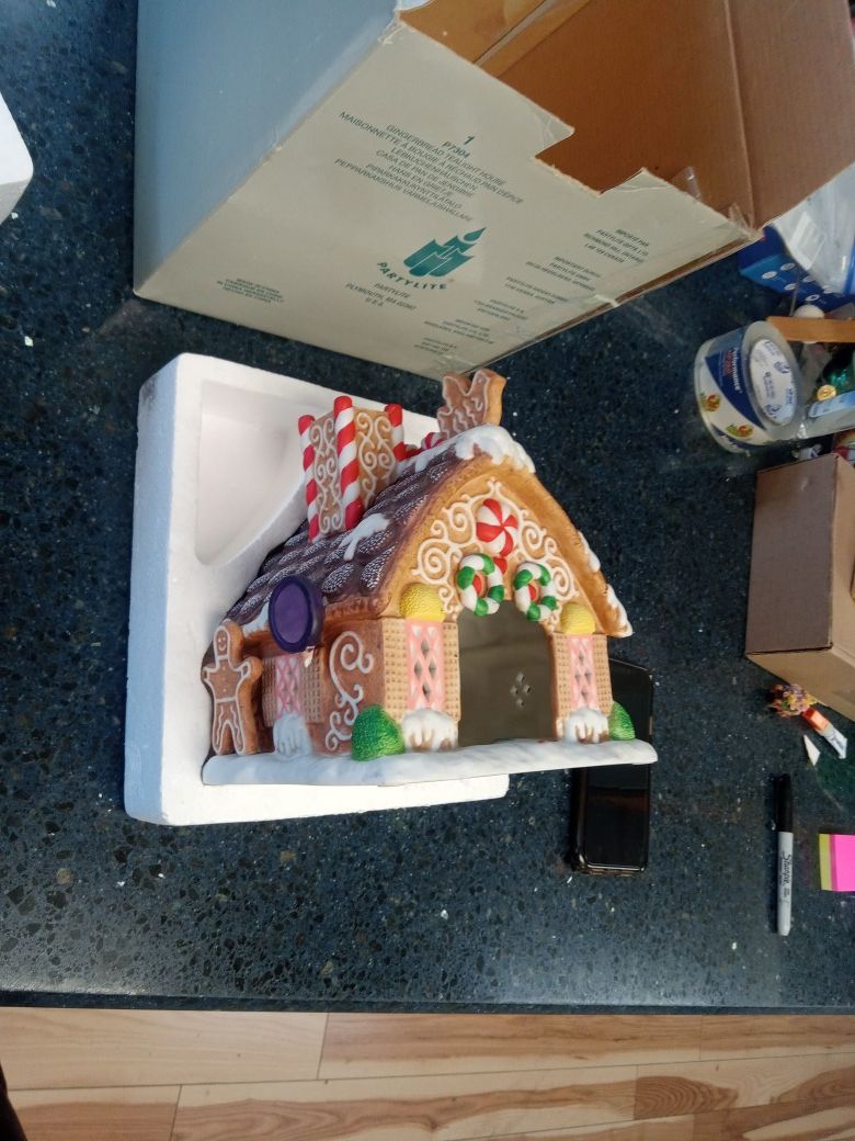 Partylite Gingerbread House Candle Holder - Christmas Decor