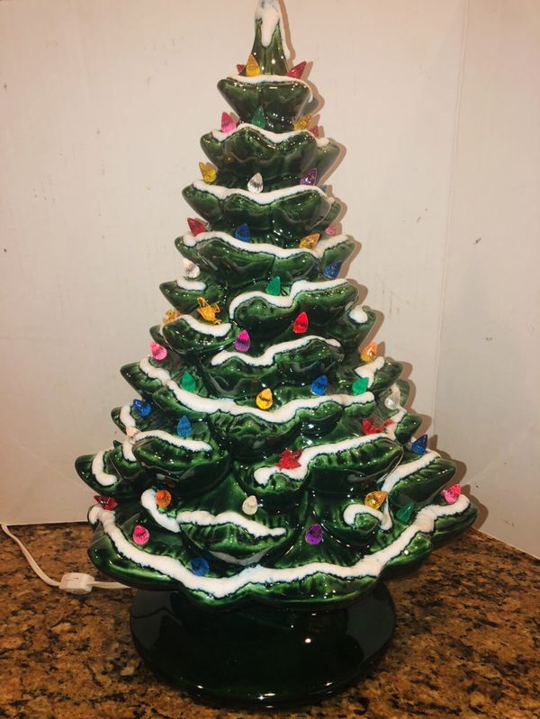 Vintage 20 Ceramic Flocked Light Up Christmas Tree Vintage 20 Ceramic Flocked Light Up Christmas Tree Alyce Calif Usa Excellent Condition