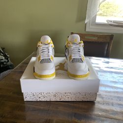 AIR JORDAN 4 VIVID SULFUR MENS 10.5