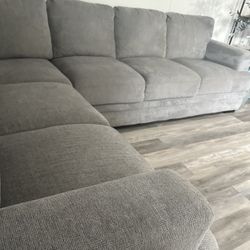 Sectional 