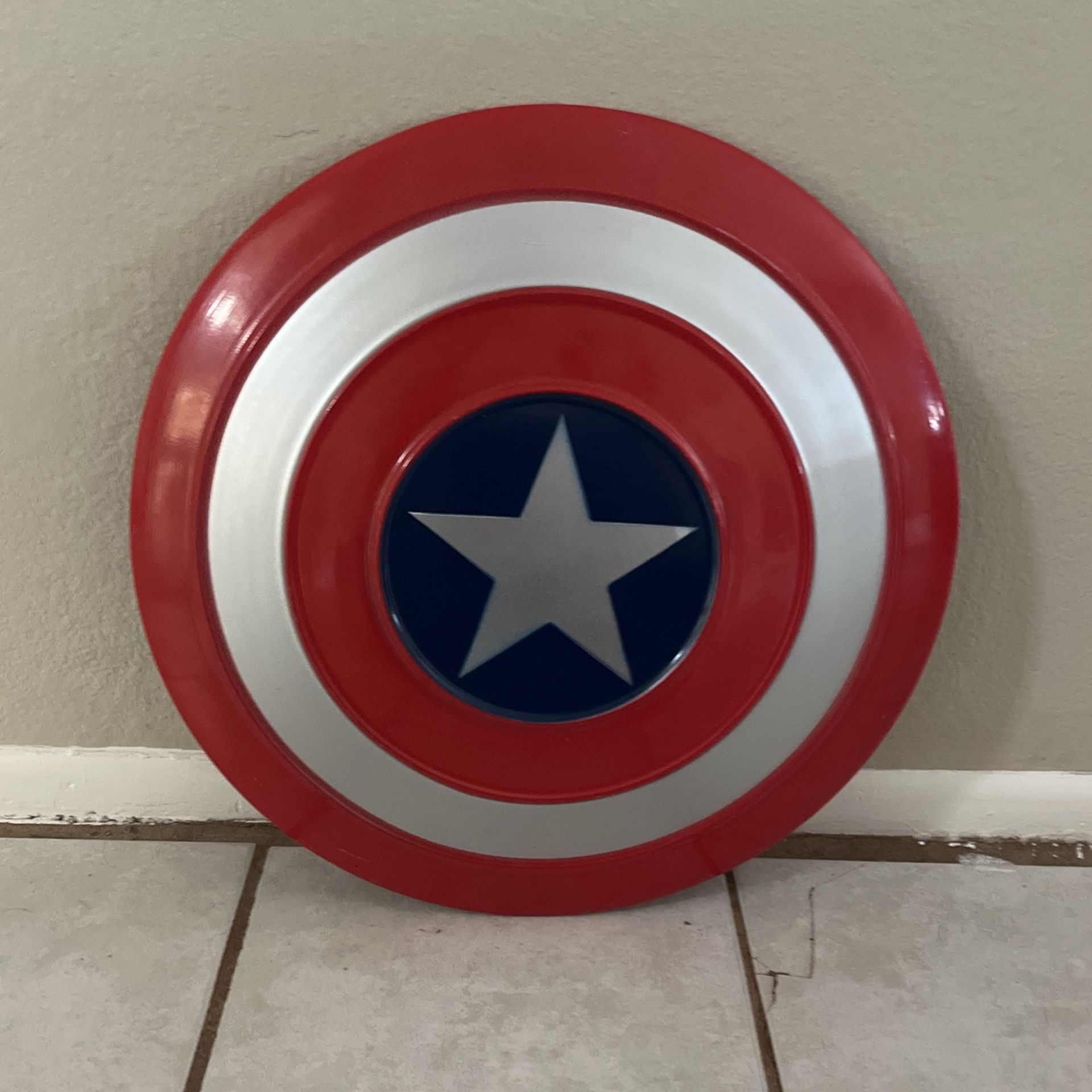 Captain America Wearable Shield