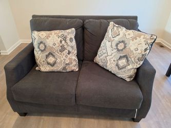 Three-seater and two-seater high back set of couches