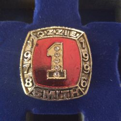 Ozzie Smith St Louis Cardinals  Championship Ring 
