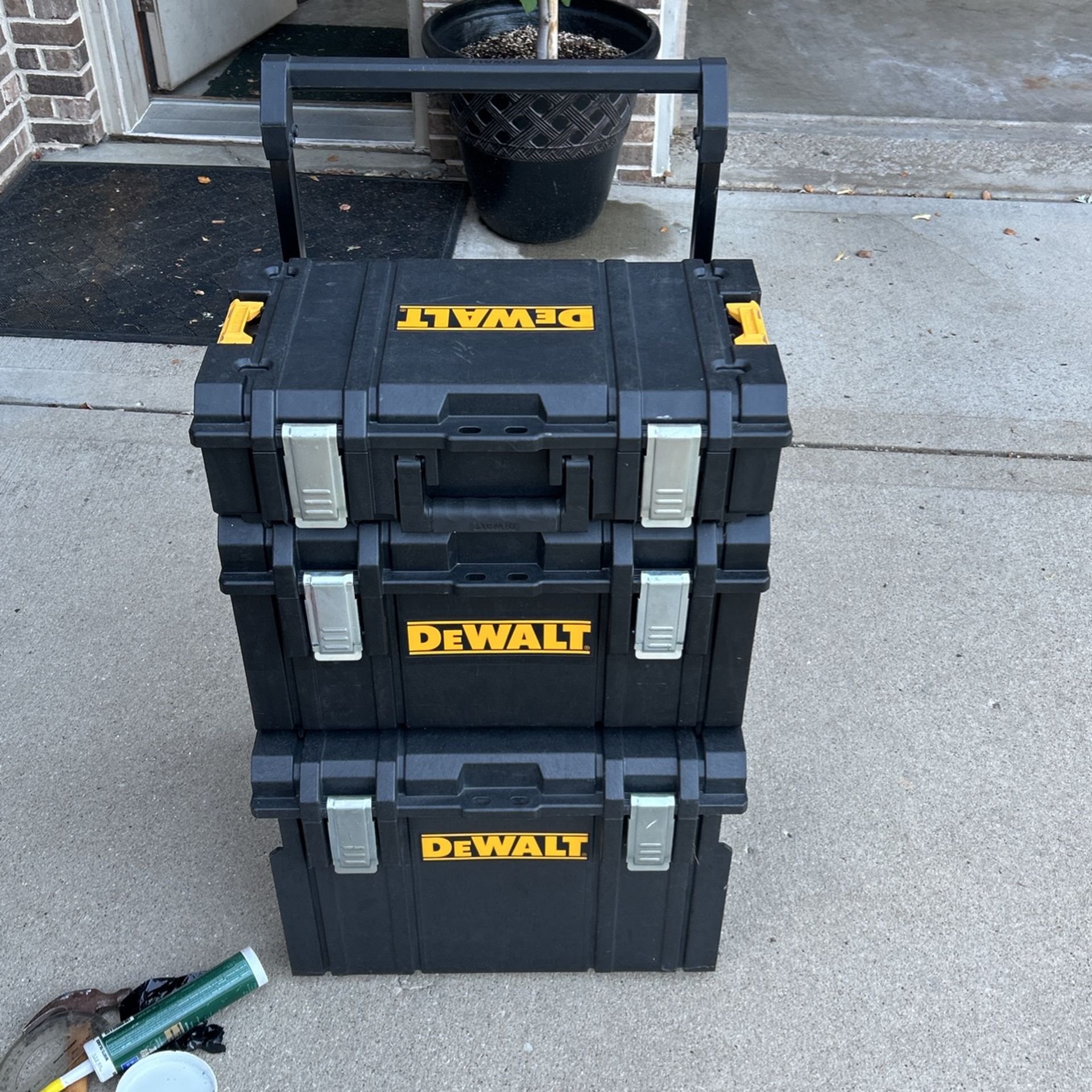 Dewalt Packoyt Tool Box Set