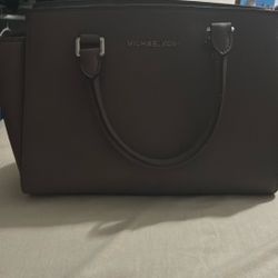 Micheal Kors 