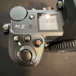 Nikon Z6iii With Extension And Extra Battery Lens Avail