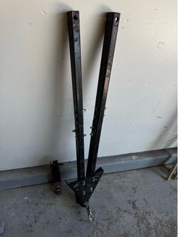 Tow dolly with receiver hitch
