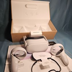 Oculus Quest 2 VR Console
