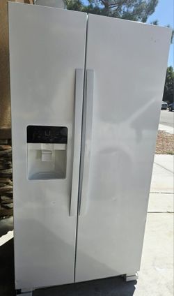 Whirlpool Refrigerator