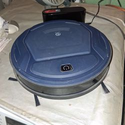 OKP Vacuum Robot
