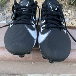 Nike Vapor Edge Shark 2 Football Cleats