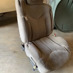 GMC Sierra CHEVY Silverado Seats