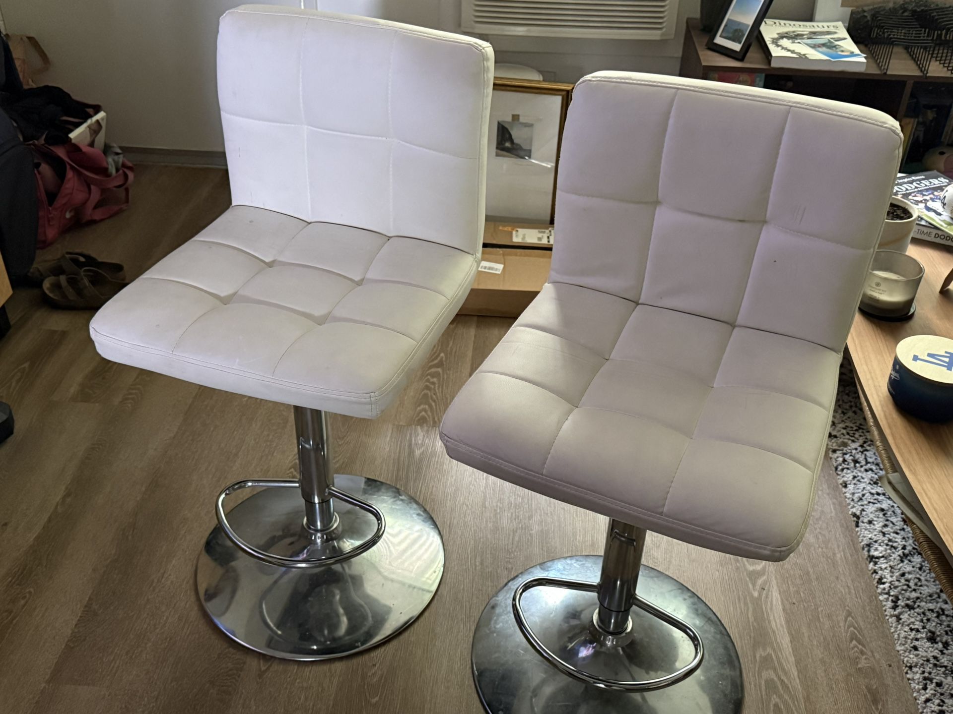 Bar Stools w/ PU Leather Seats - White