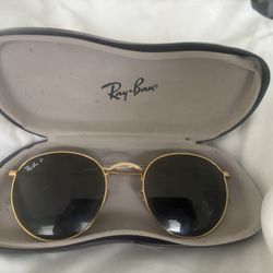 Perfect Condition Polarized raybans