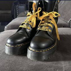 Dr. Martens Jadon Platform Boots Women’s Size 7