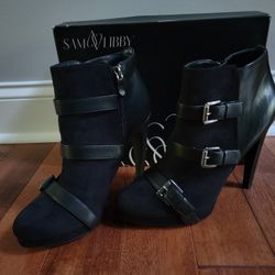 Black Stiletto Buckle Zipper Boots
