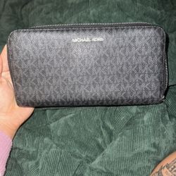Xl Michael Kors Wallet 