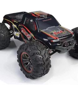 1:10 Scale Remote Control Truck with Super Motor, 4WD Top Speed 45 Km/h All Terrains Off Road Monster Truck ,Waterproof RC Car with 2 Rechargeable Bat