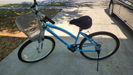Women's Bike With Basket