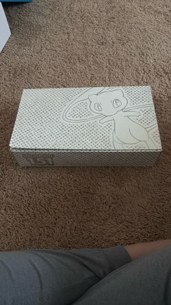 4,000 Pokémon Cards And Protectors 