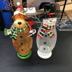 2  Piece Christmas Decor