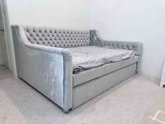 Daybed with Trundle - Full