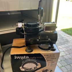 Air Brush Compressor Lot 