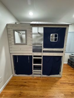 Rustic Twin Bunk Bed (solid wood)