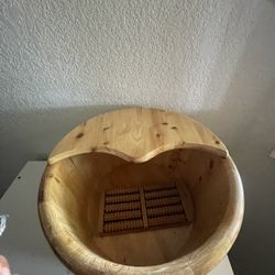 Natural Wooden Footbath Bucket