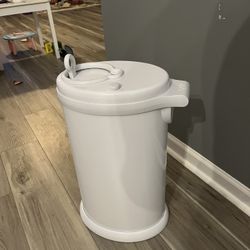 Ubbi Diaper Pail Stainless Steel In White 