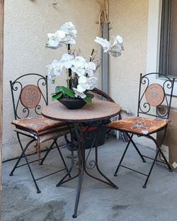 Table 2 chairs