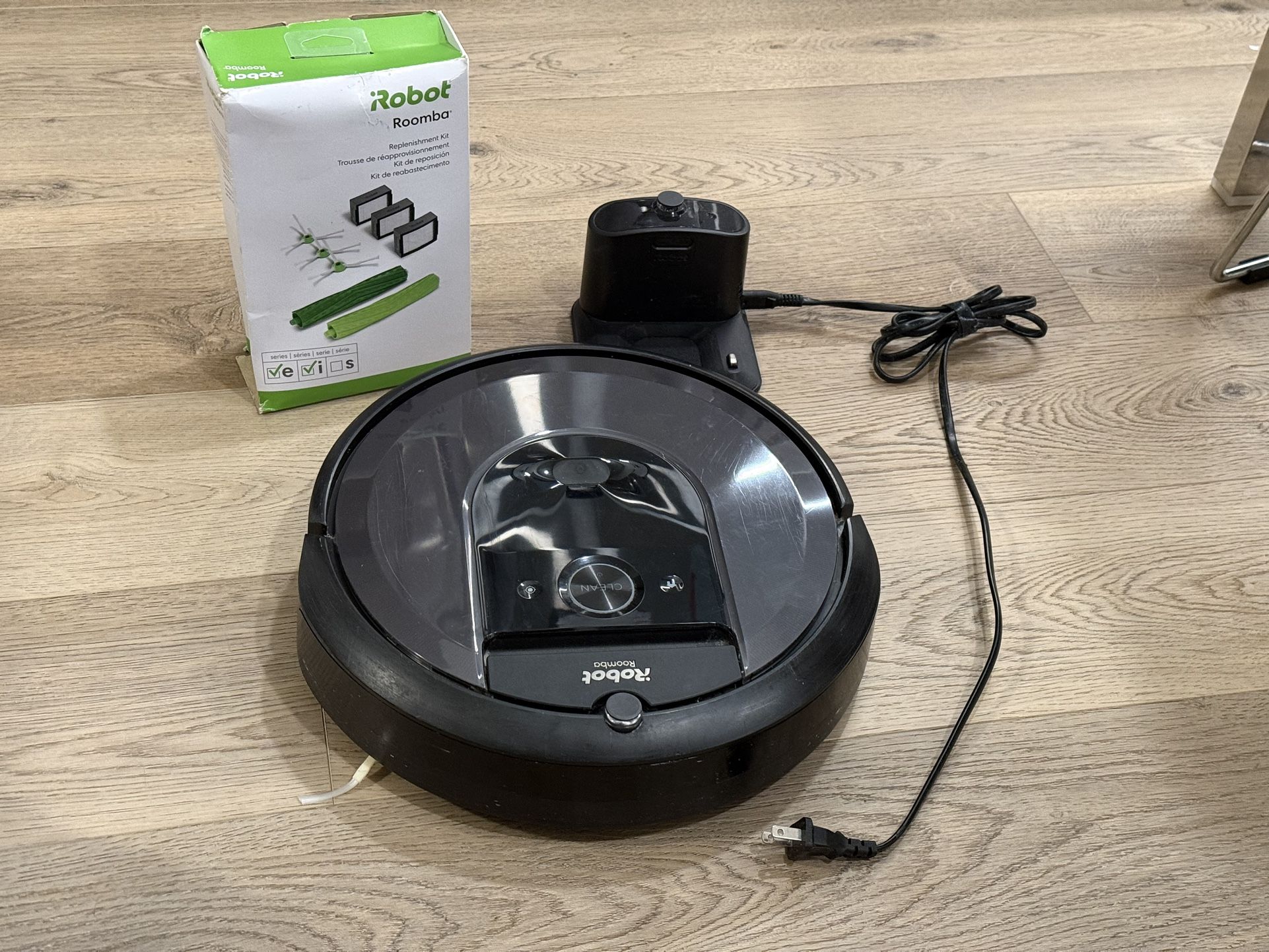 Vacuum Robot iRobot Roomba i7